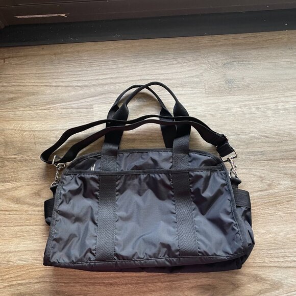 LeSportSac Black Nylon Tote/Weekender $80 Not used - Picture 5 of 14
